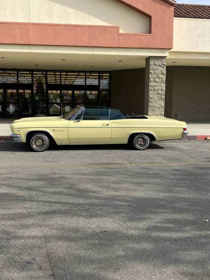 Chevrolet-impala-1966-yellow-17