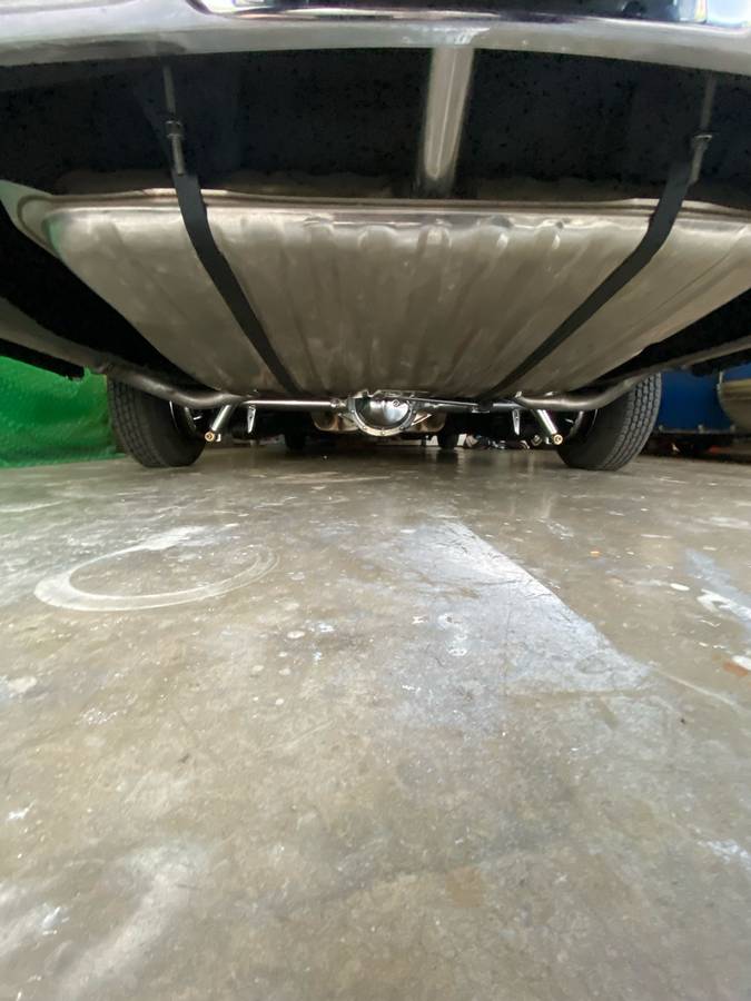 Chevrolet-impala-1966-yellow-19