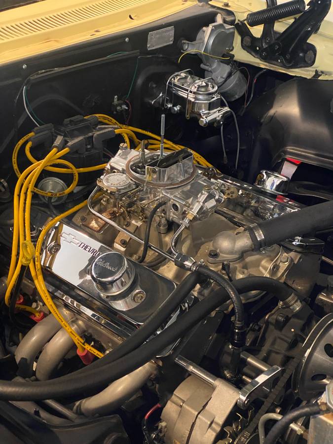 Chevrolet-impala-1966-yellow-23