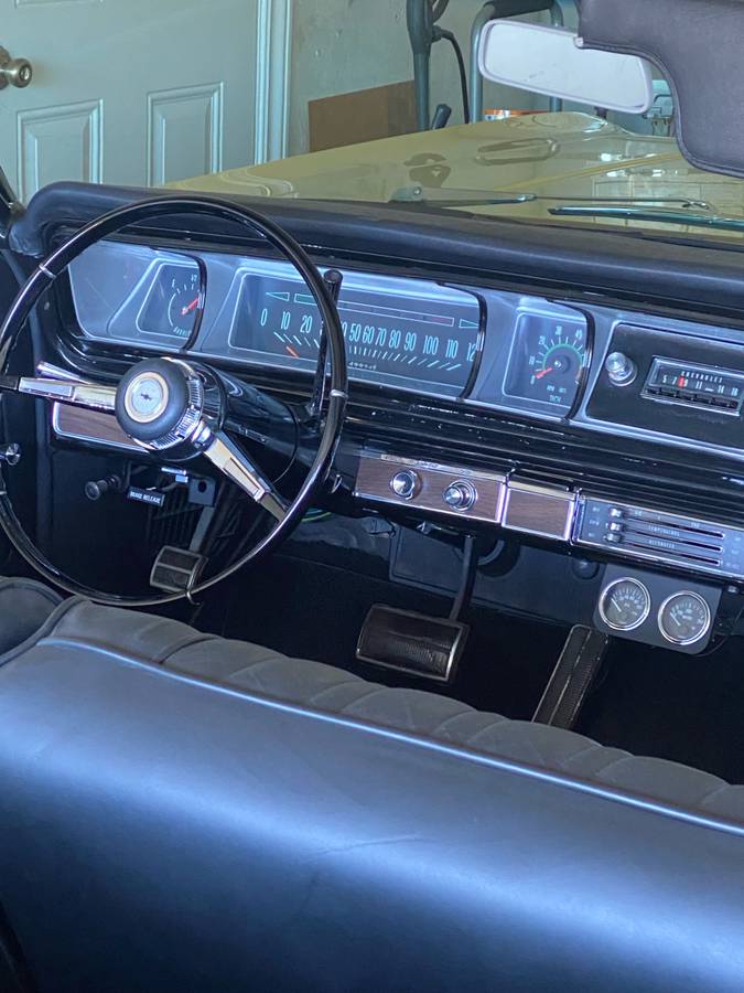 Chevrolet-impala-1966-yellow-6