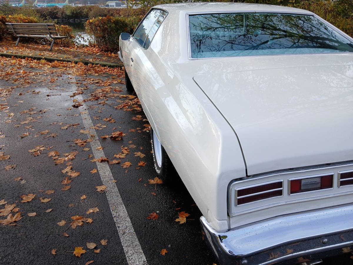 Chevrolet-impala-1975-1