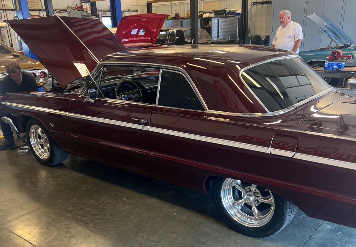 Chevrolet-impala-ss-1964-3