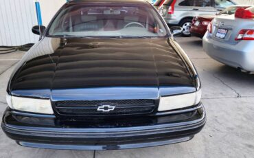 Chevrolet-impala-ss-1996-black-15