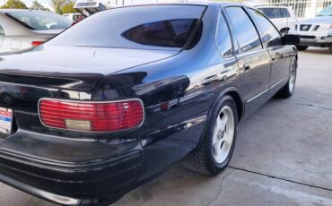 Chevrolet-impala-ss-1996-black-17