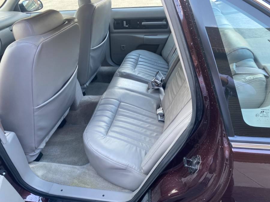 Chevrolet-impala-ss-1996-red-13