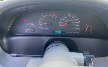 Chevrolet-impala-ss-1996-red-19