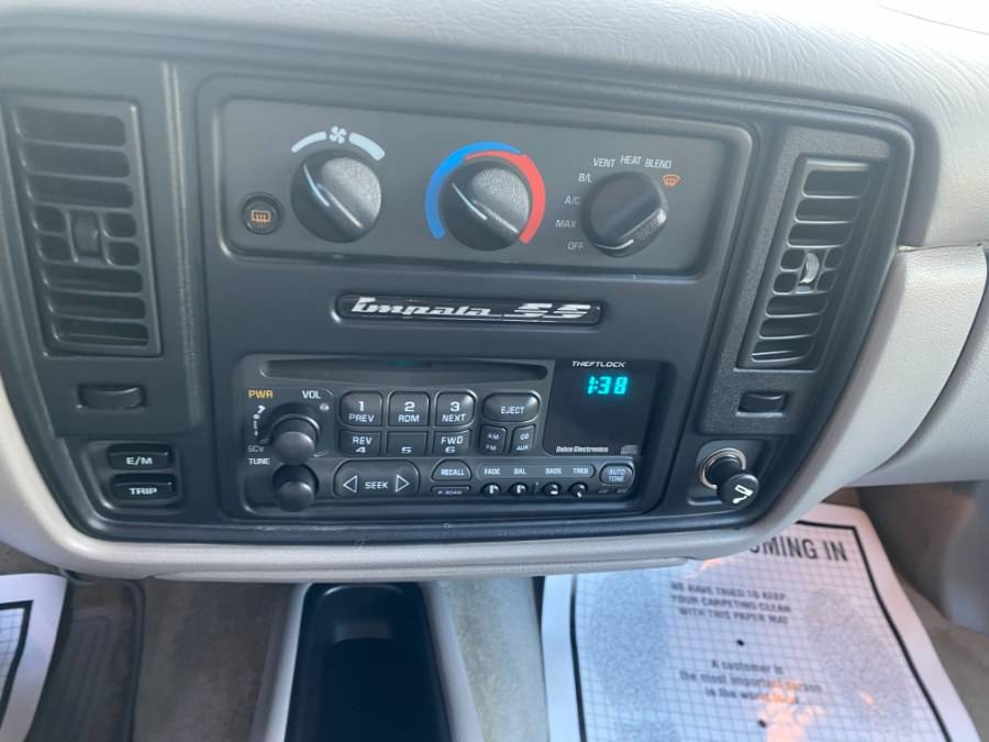 Chevrolet-impala-ss-1996-red-20