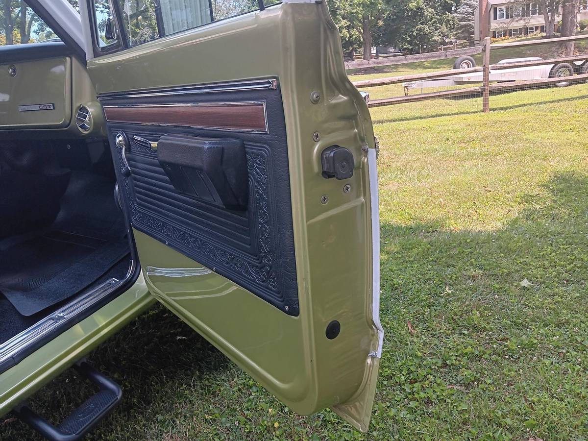 Chevrolet-k10-1970-green-11