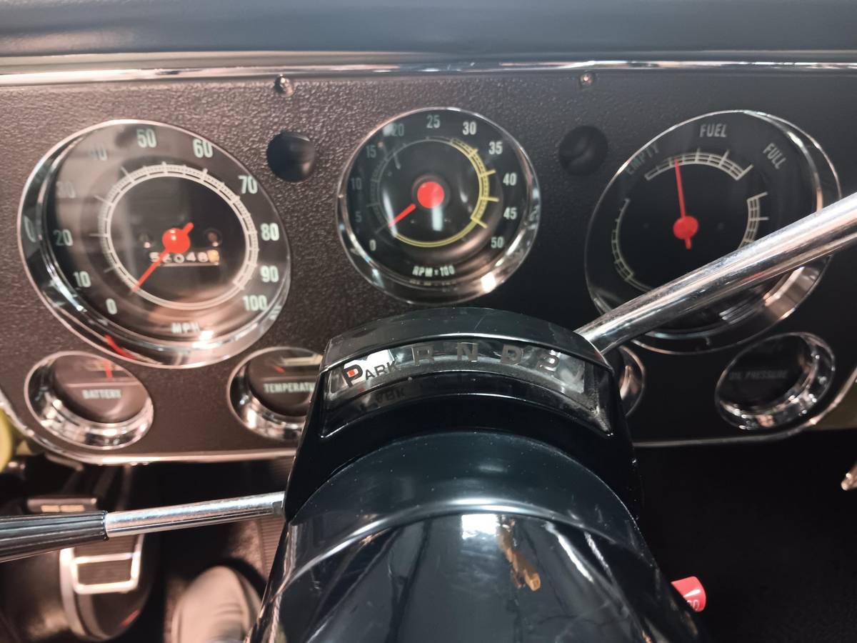 Chevrolet-k10-1970-green-5