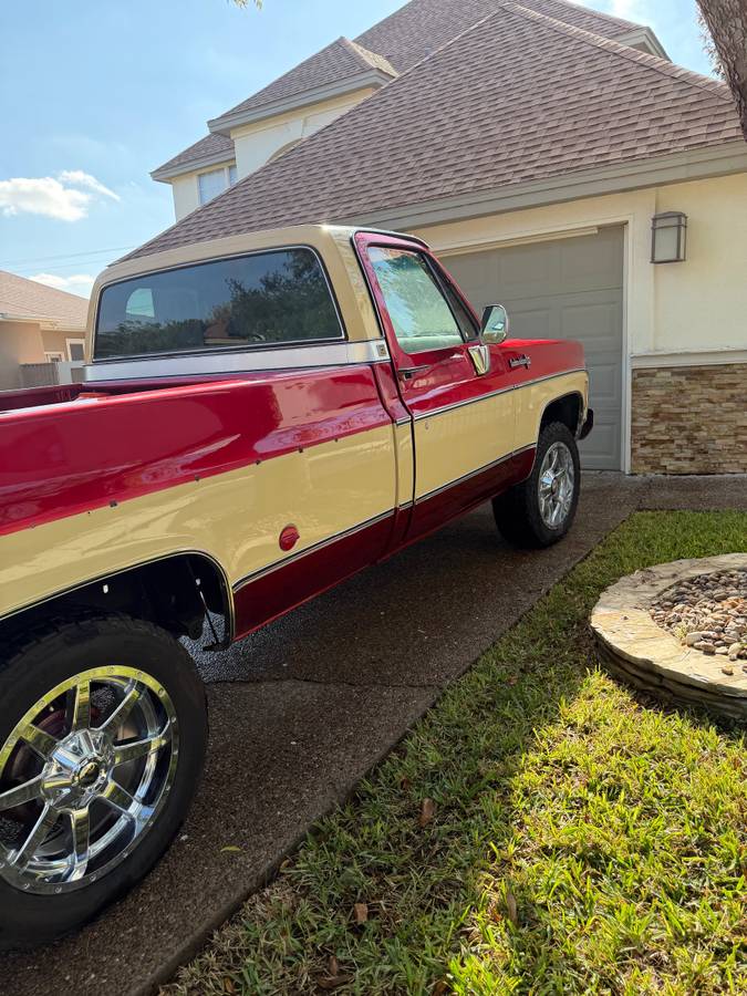 Chevrolet-k10-custom-deluxe-1974-red-4