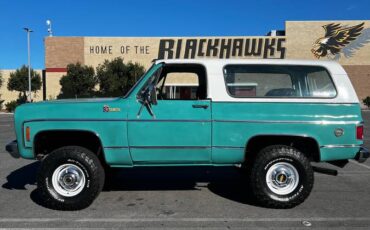 Chevrolet-k5-blazer-1975-green
