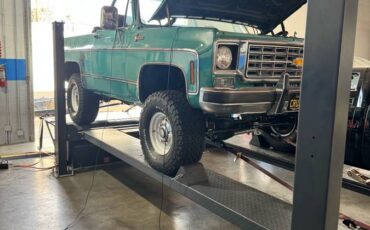 Chevrolet-k5-blazer-1975-green-6