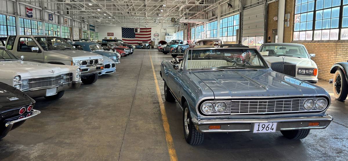 Chevrolet-malibu-1964-blue-11