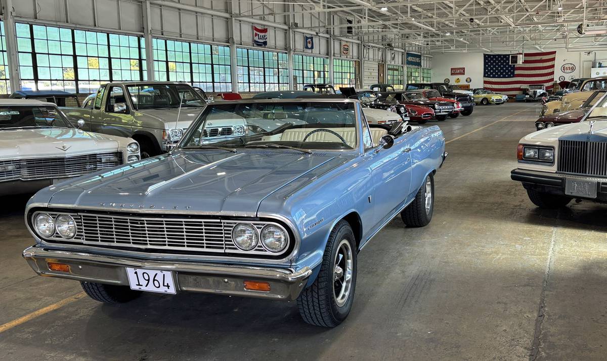 Chevrolet-malibu-1964-blue-9