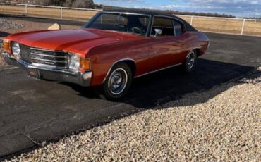Chevrolet-malibu-1972-orange-11