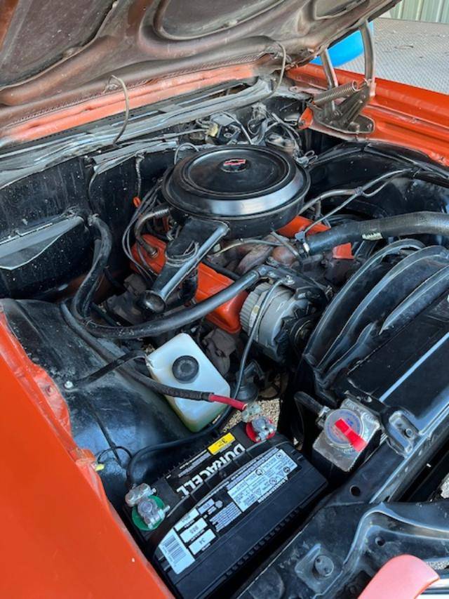 Chevrolet-malibu-1972-orange-5