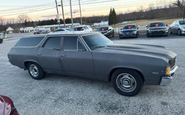 Chevrolet-malibu-wagon-1972-black-3