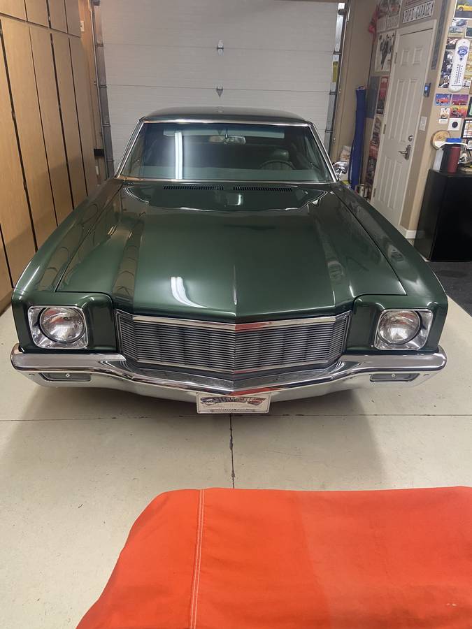 Chevrolet-monte-carlo-1971-green-1