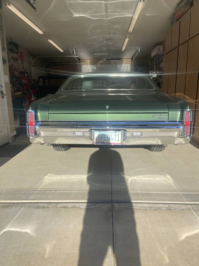 Chevrolet-monte-carlo-1971-green-3
