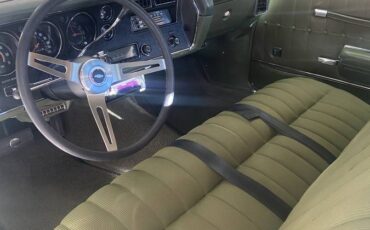 Chevrolet-monte-carlo-1971-green-4
