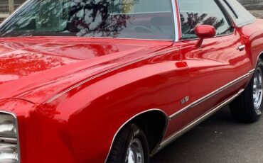 Chevrolet-monte-carlo-1976-red