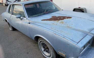 Chevrolet-monte-carlo-1982-4