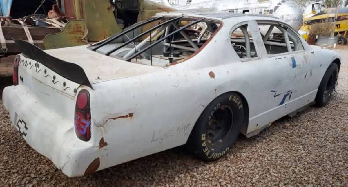 Chevrolet-monte-carlo-ss-1969-white-1