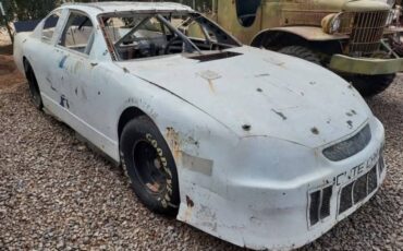 Chevrolet-monte-carlo-ss-1969-white