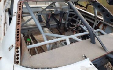 Chevrolet-monte-carlo-ss-1969-white-4