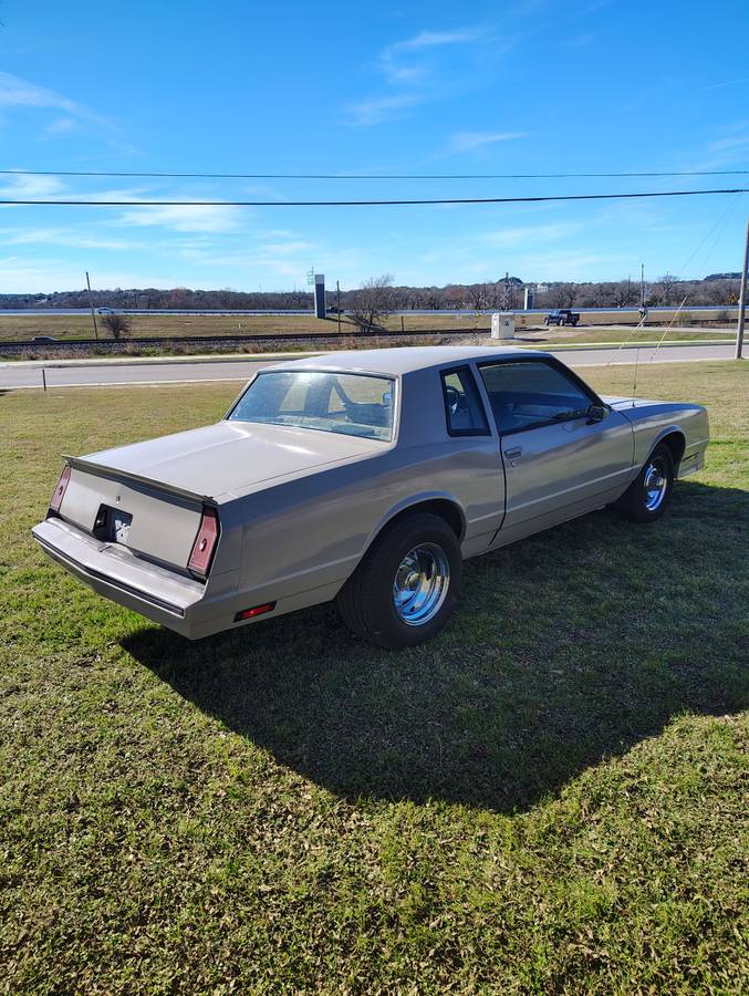 Chevrolet-monte-carlo-ss-1984-grey-4