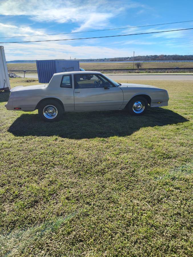 Chevrolet-monte-carlo-ss-1984-grey-8