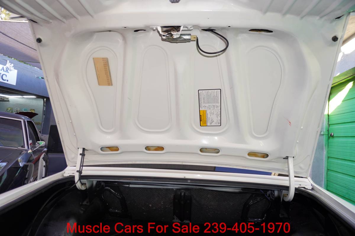 Chevrolet-monte-carlo-ss-1984-white-21