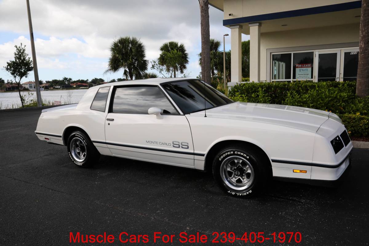 Chevrolet-monte-carlo-ss-1984-white-5