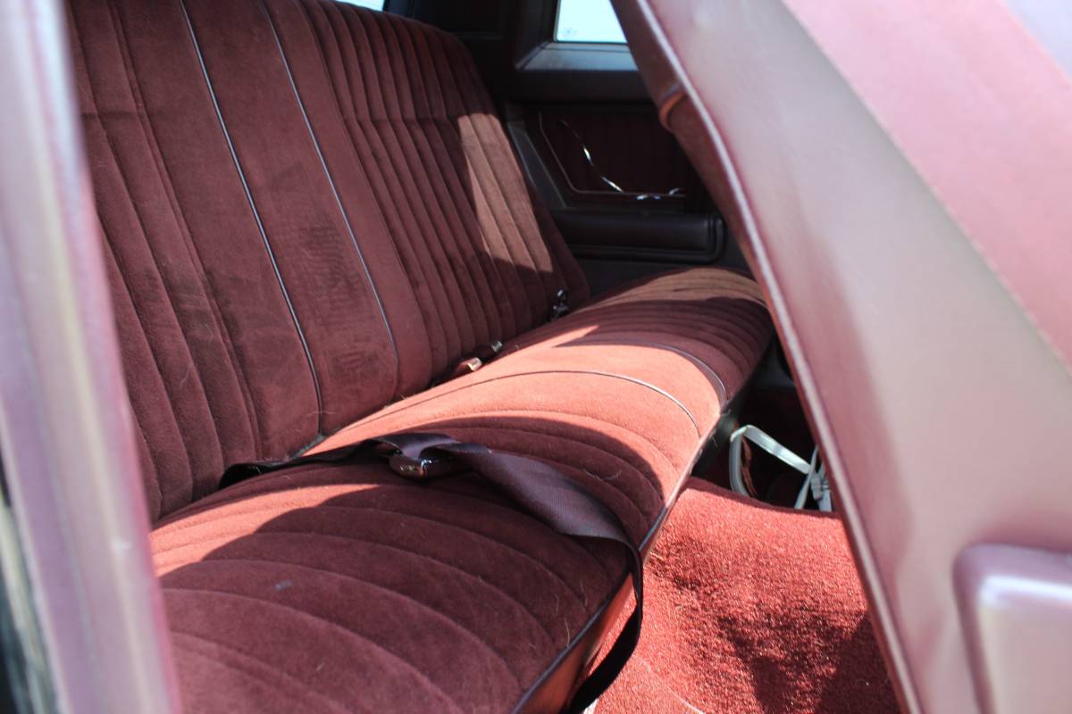 Chevrolet-monte-carlo-ss-1987-black-1