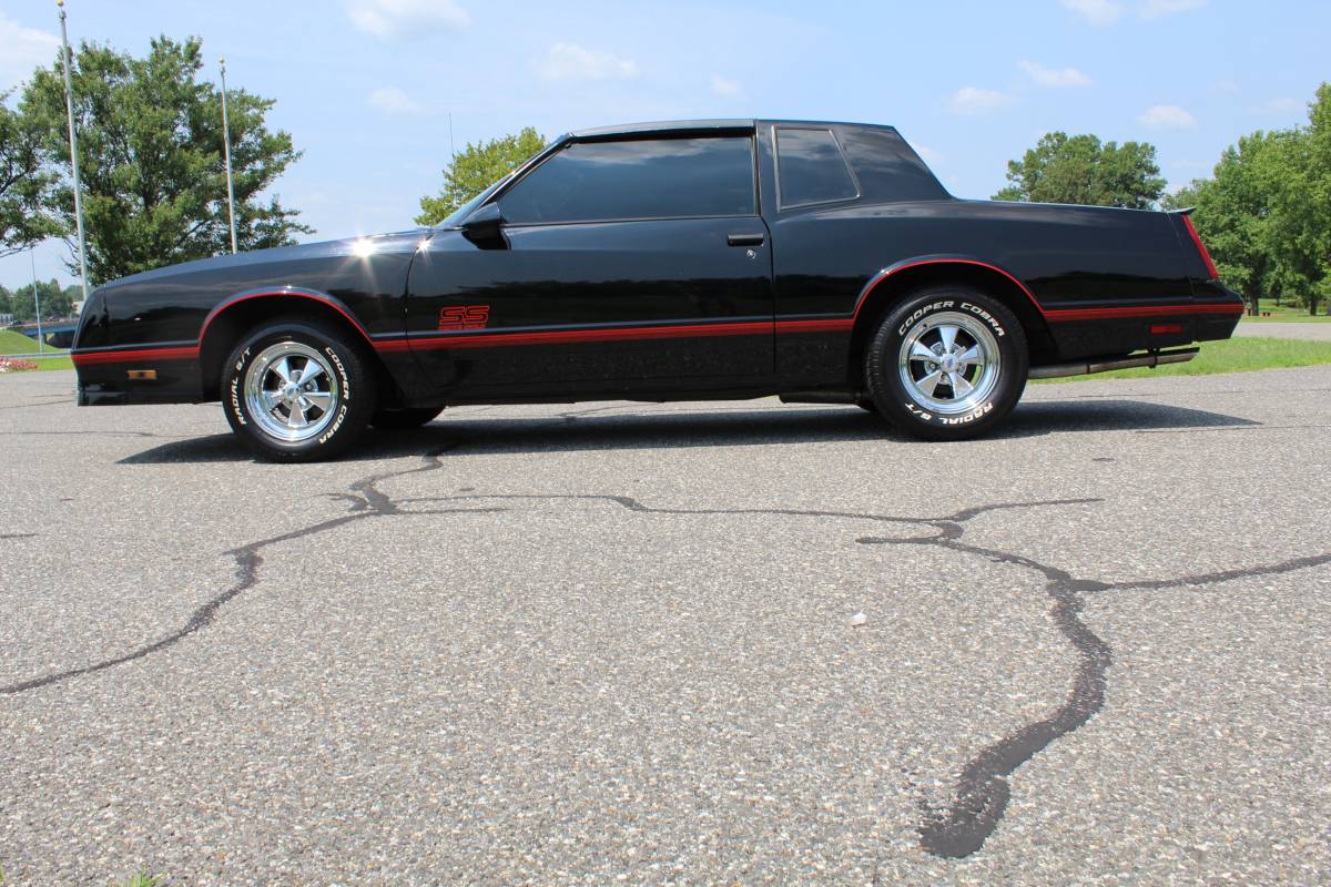 Chevrolet-monte-carlo-ss-1987-black-6