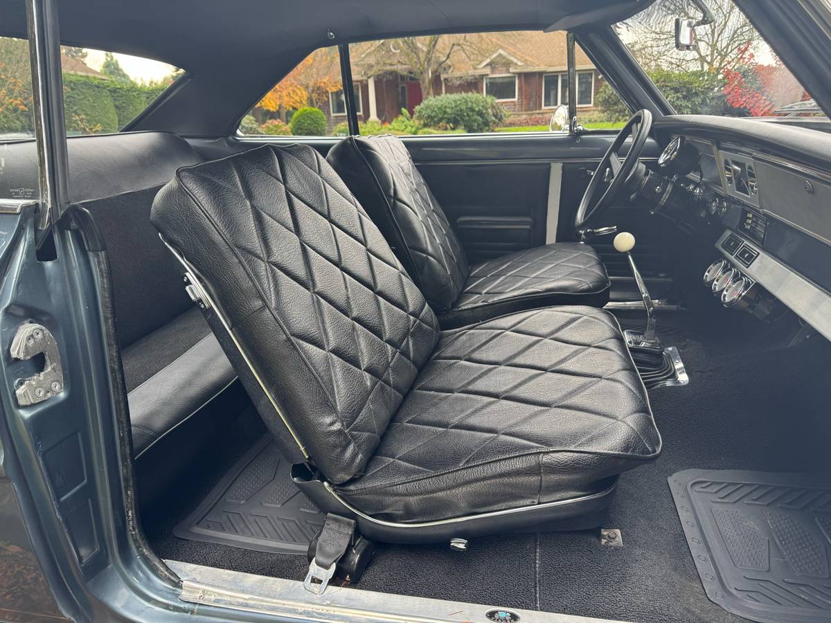 Chevrolet-nova-1967-grey-17