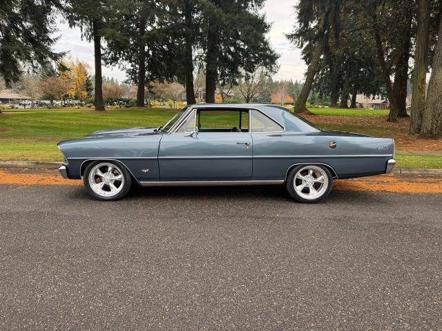 Chevrolet-nova-1967-grey-2