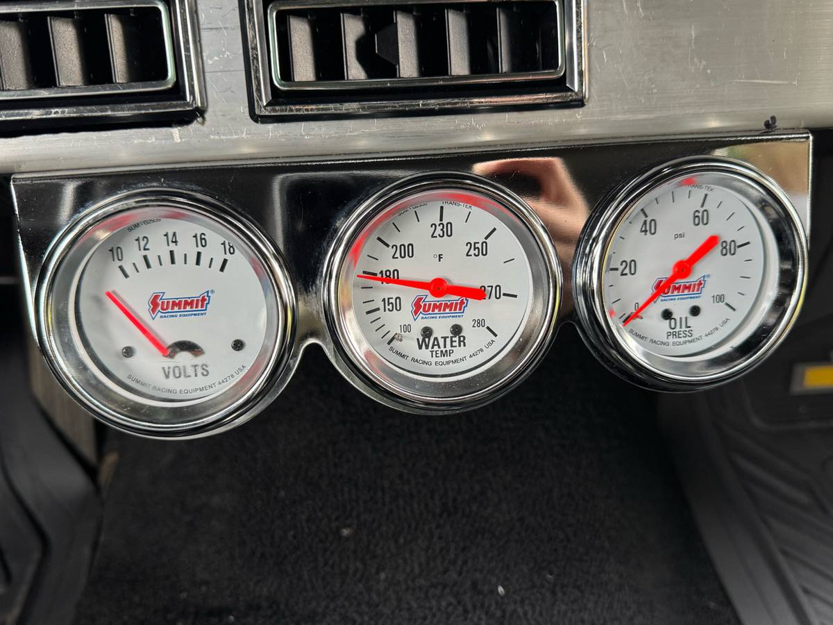 Chevrolet-nova-1967-grey-26