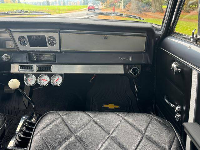 Chevrolet-nova-1967-grey-43