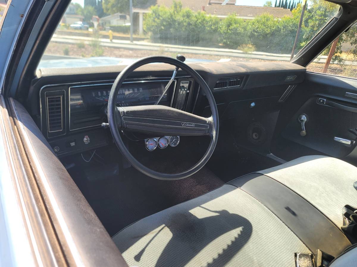 Chevrolet-nova-1973-7