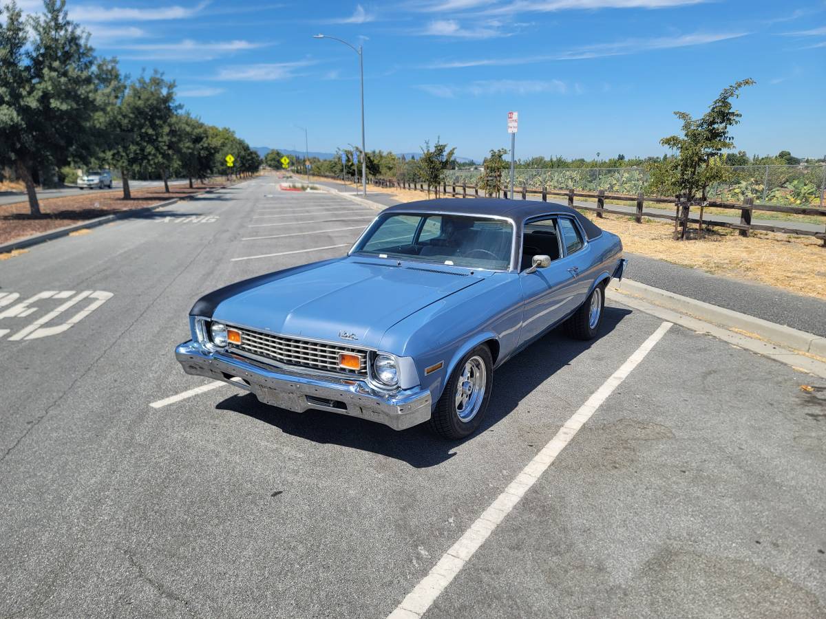 Chevrolet-nova-1973-9