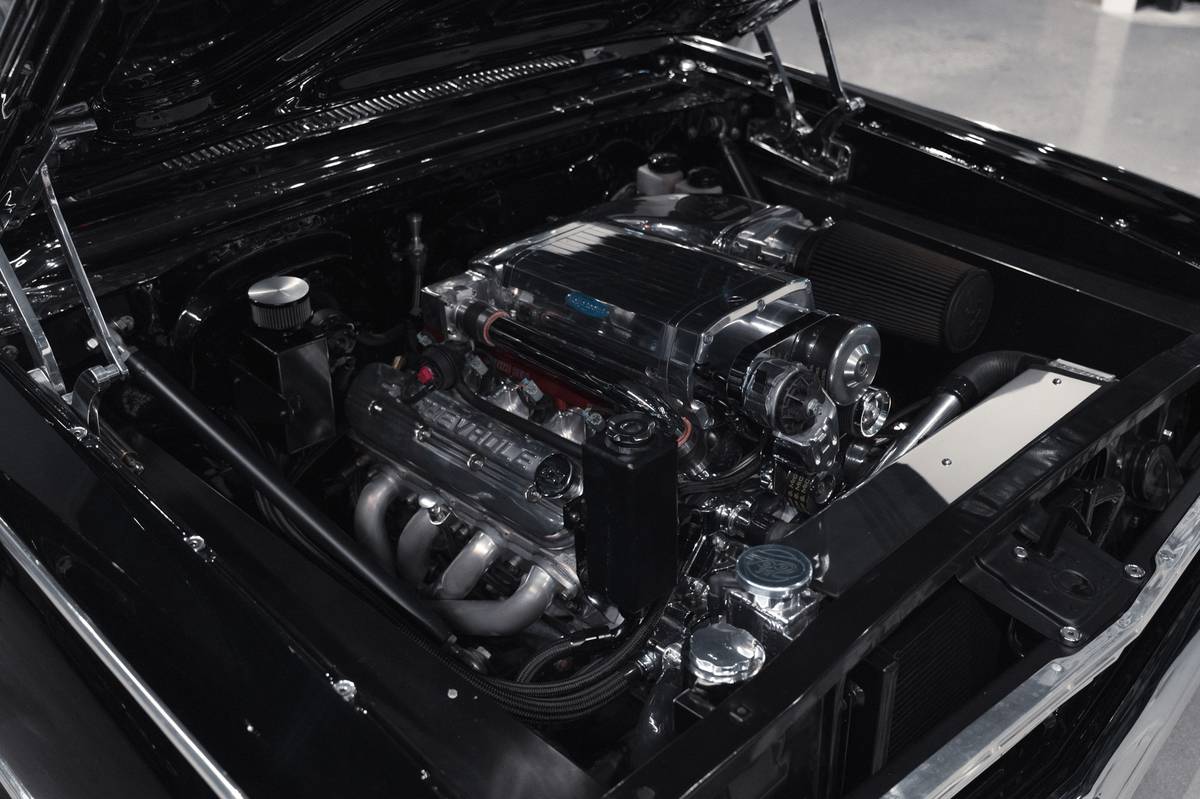 Chevrolet-nova-ii-1963-black-9