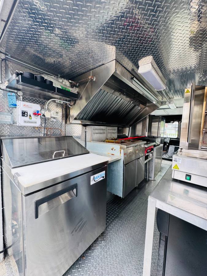 Chevrolet-p30-1979-13