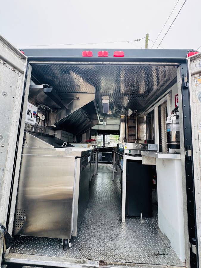 Chevrolet-p30-1979-2