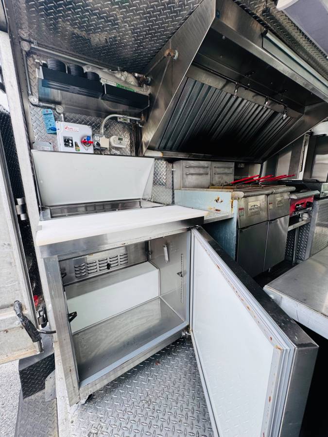 Chevrolet-p30-1979-6