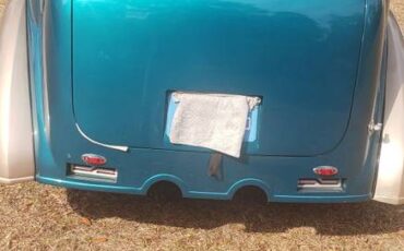 Chevrolet-panel-1935-green-5