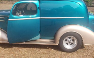 Chevrolet-panel-1935-green-8