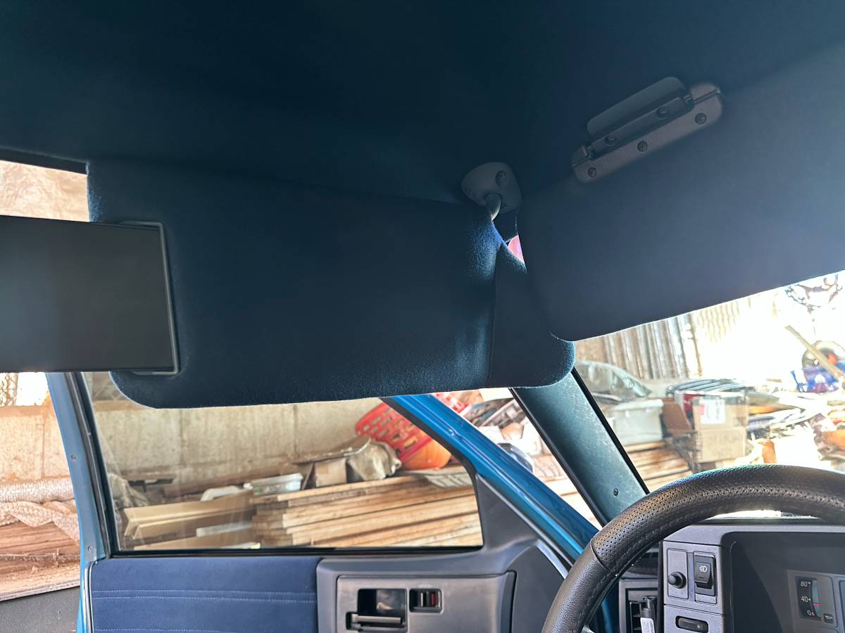 Chevrolet-s-10-tahoe-pick-up-1993-blue-19