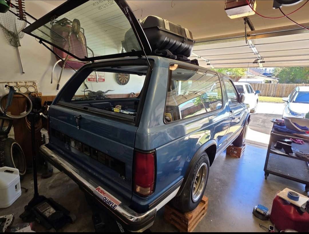 Chevrolet-s10-blazer-1988-1