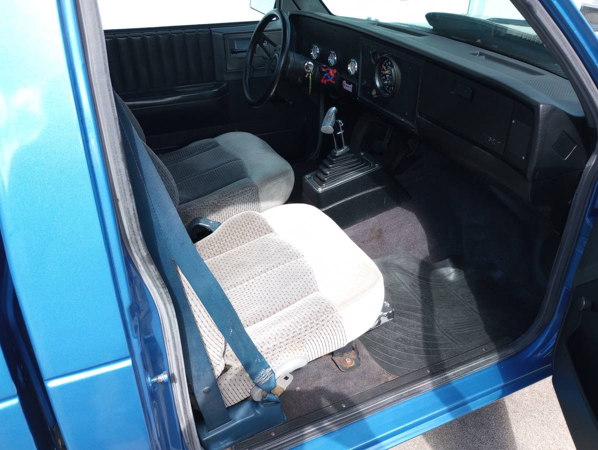 Chevrolet-s10-pickup-1985-blue-3